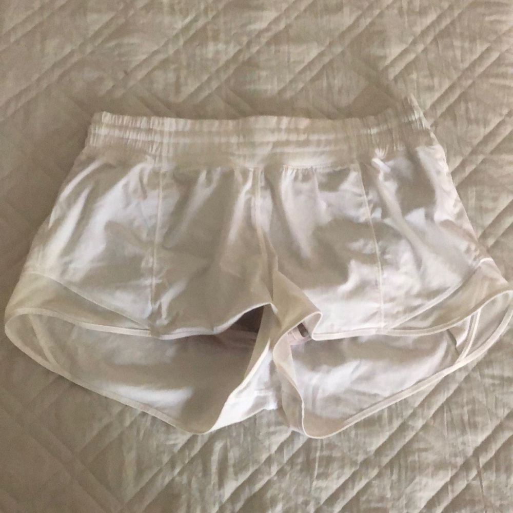 White lululemon shorts